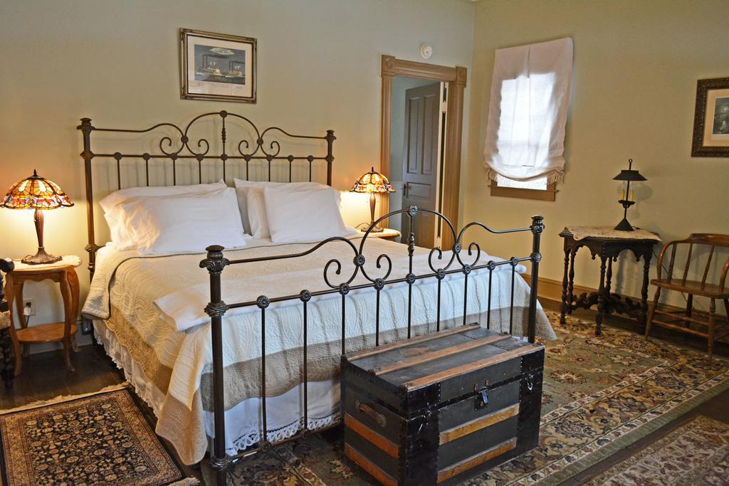 Backwoods Bed And Bath Hotel McGregor Kültér fotó