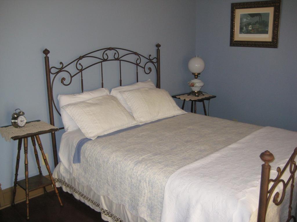 Backwoods Bed And Bath Hotel McGregor Kültér fotó
